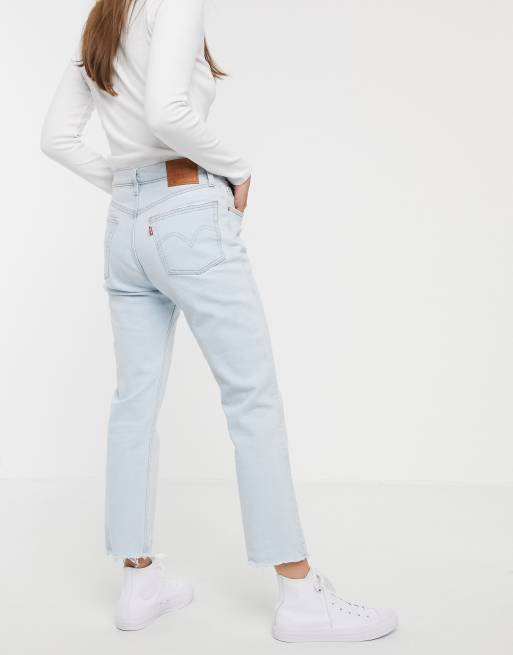 Levi's 501 crop jeans in light on sale wash