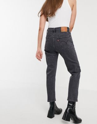 Levi's 501 crop jeans in washed black 