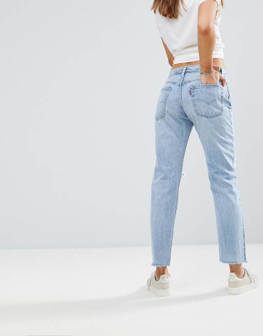 kwaadaardig weer Vrijwillig Levi's 501 crop jeans met scheuren | ASOS