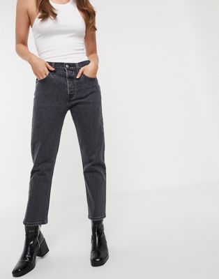 Levi's 501 - Cropped jeans in zwart met 