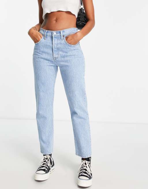 Levi's 501 high-rise straight leg crop jean in light wash