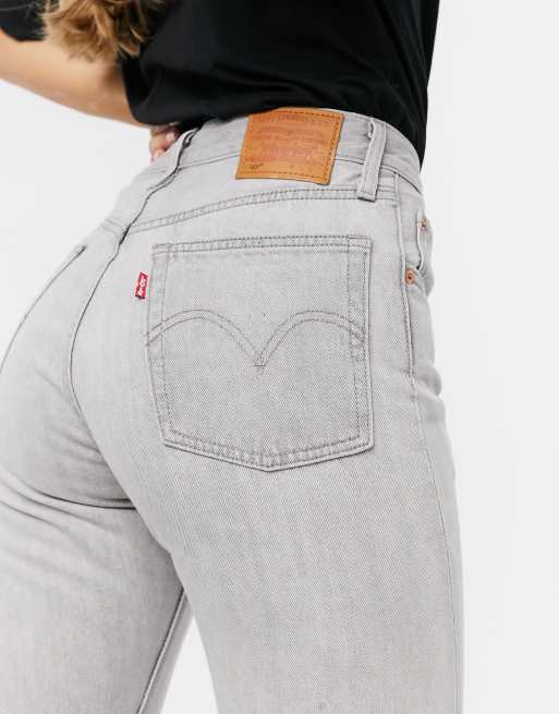 501® Levi's® Crop Jeans - Grey