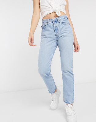 levi's cropped 501