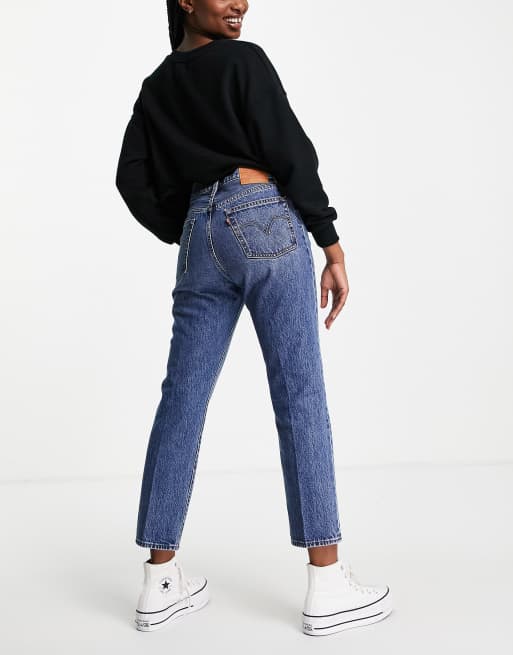 Levi's 501 high rise straight leg crop jeans in mid wash | ASOS