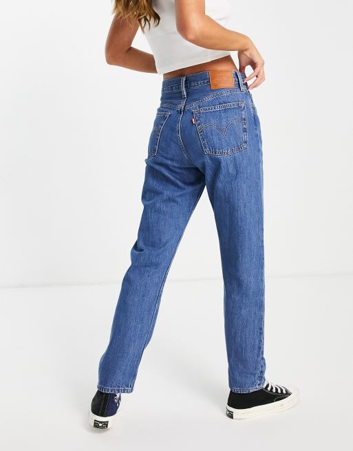 Levi's 501 high rise straight leg crop jeans in mid wash | ASOS