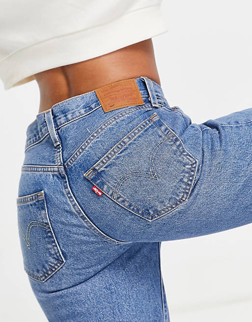 Smerig Oriëntatiepunt Omdat Levi's – 501 – Jeans im Stil der 90er Jahre mit engem Schnitt in  verwaschenem Mittelblau | ASOS
