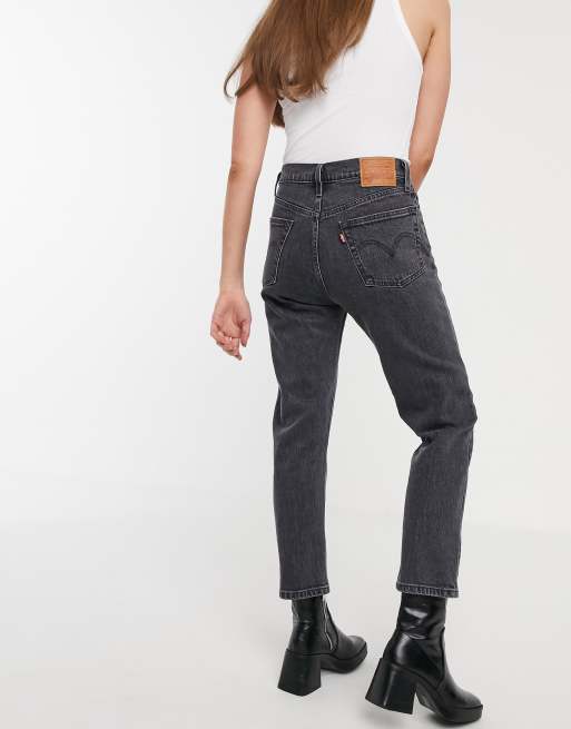 Levi's – 501 – Jeans mit hohem Bund, geradem Bein und kurzem Schnitt in schwarzer Waschung, 2 von 4