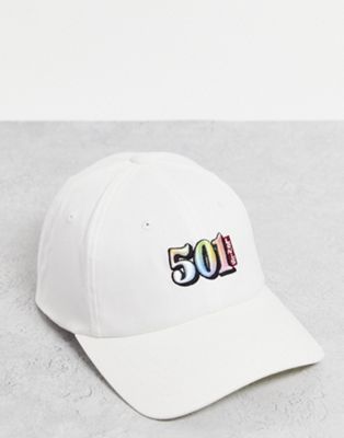 Levi's 501 logo cap in cream