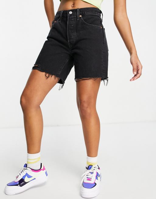 Levi's 501 mid thigh denim shorts in black | ASOS