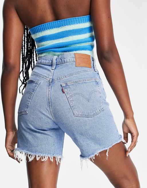 501® Mid Thigh Women's Shorts - Medium Wash