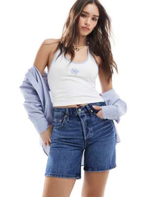 Levi's - 501 - Mittellange Jeansshorts in Mittelblau