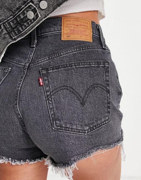 https://images.asos-media.com/products/levis-501-original-shorts-in-black/201835463-2?$n_550w$&wid=550&fit=constrain
