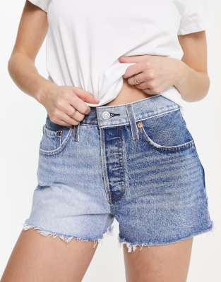 Levi's - 501 Original - Shorts in zwei mittelblauen Waschungen in Mittelblau