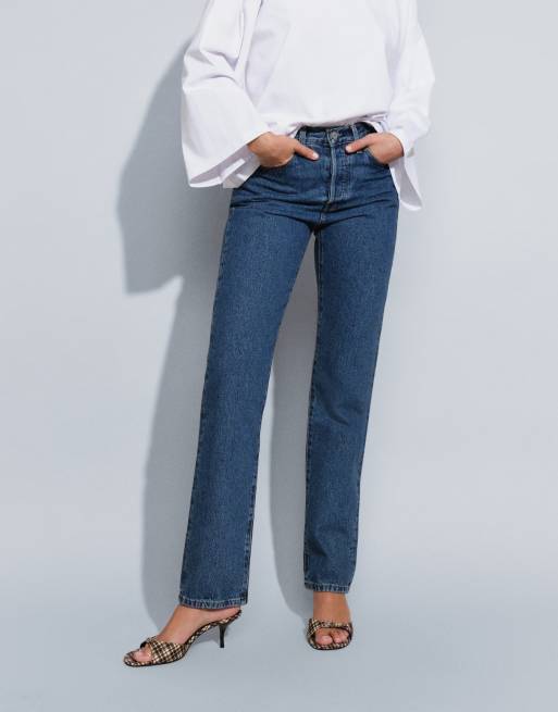 Levi's 501 raka jeans i mellanblå tvätt, 3 av 5
