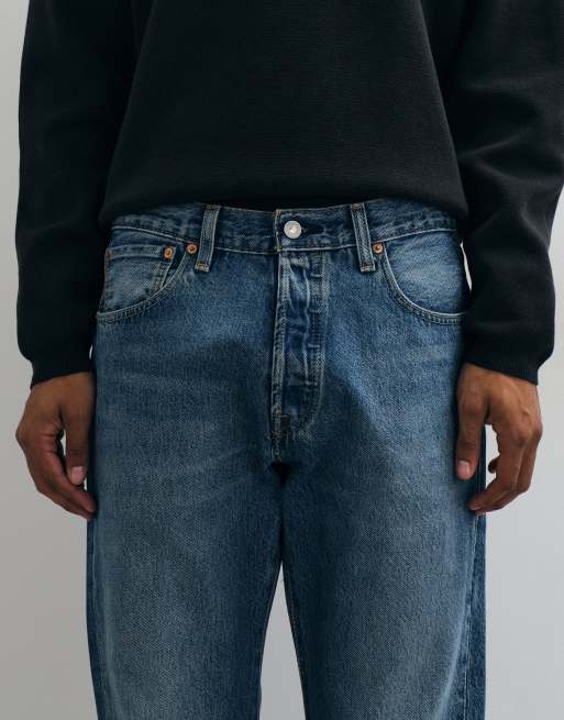 Levi's 501 Relaxed jeans in mid blue, 5 of 5