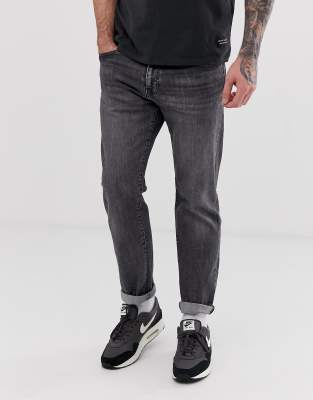 black levis 502