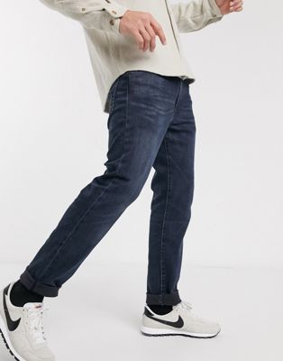 502 tapered fit jeans in headed south 