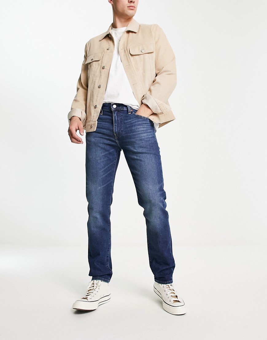 Levi's 502 tapered jeans in darkwash blue-Navy