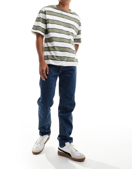 Levi's 502 tapered jeans in mid blue, 4 of 5