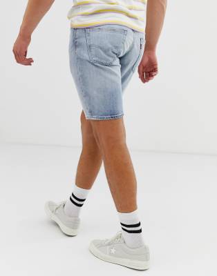 levi slim fit jean shorts