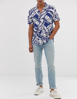 levi's 511 light wash jeans