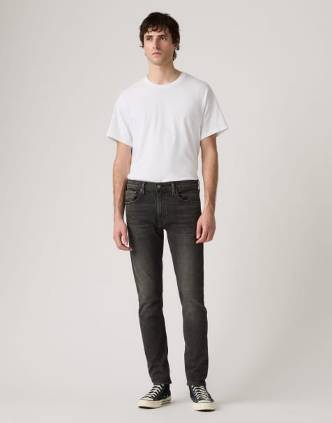 Levi's 512™ slim taper linen+ denim jeans in black - view 1