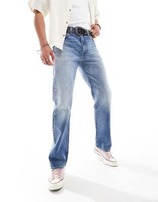 555 '{1} relaxed straight fit jeans in mid blue