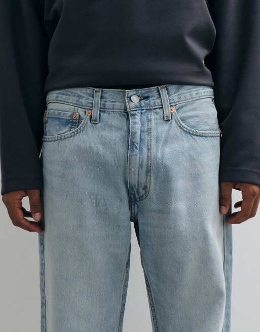 Levi's – 555 – Relaxed Straight Jeans in hellblauer Waschung , 4 von 5