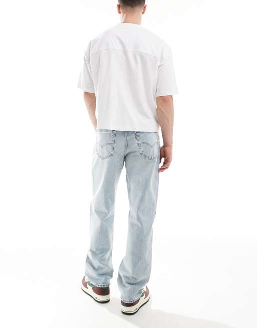 Levi's 568 loose straight jeans in light wash, 2 of 5