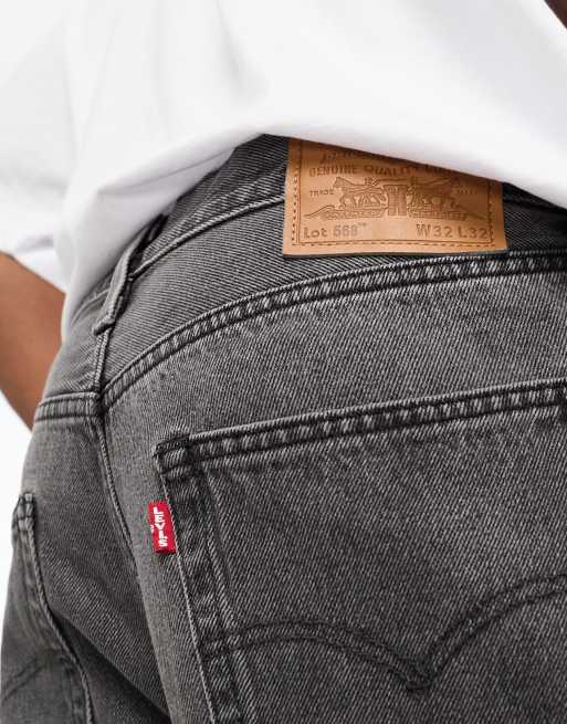 Levi's 568 loose straight jeans in washed black, 4 of 4