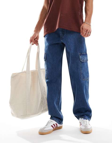 Levi's 568 loose straight leg cargo jeans in mid blue - view 1