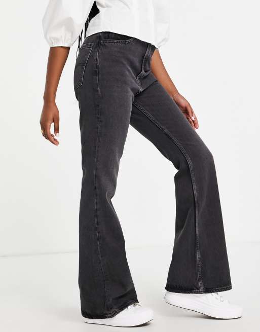 Levi's 70's High-Rise Flare Jeans  High rise jeans outfit, Flare jeans,  High rise black jeans