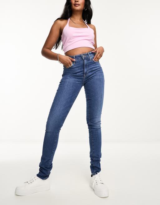 PLT L32 Light Blue Wash Mom Jeans