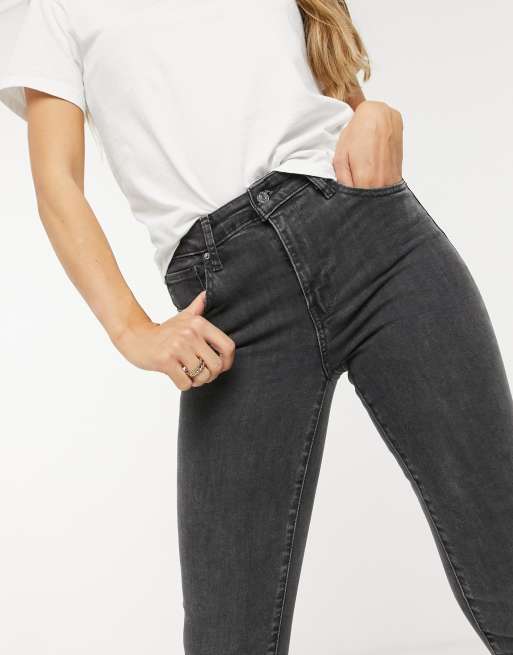 Levi's 721 high shop rise skinny washed black