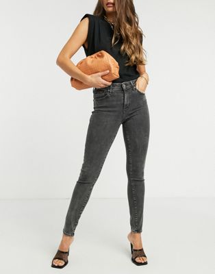 Levi's 721 high-rise skinny jeans in 