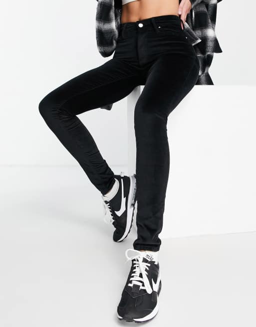 Levi's - 721 - Jeans skinny a vita alta color caviale in velluto confortevole