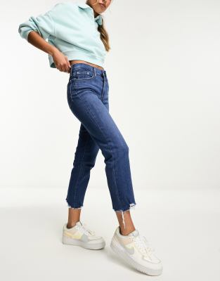 Levi's - 724 - Gerade Cropped-Jeans in Mittelblau mit hohem Bund