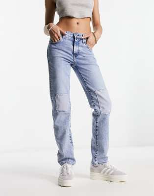 Levi's 724 - Gerade geschnittene Jeans mit hohem Bund in verwaschenem Hellblau