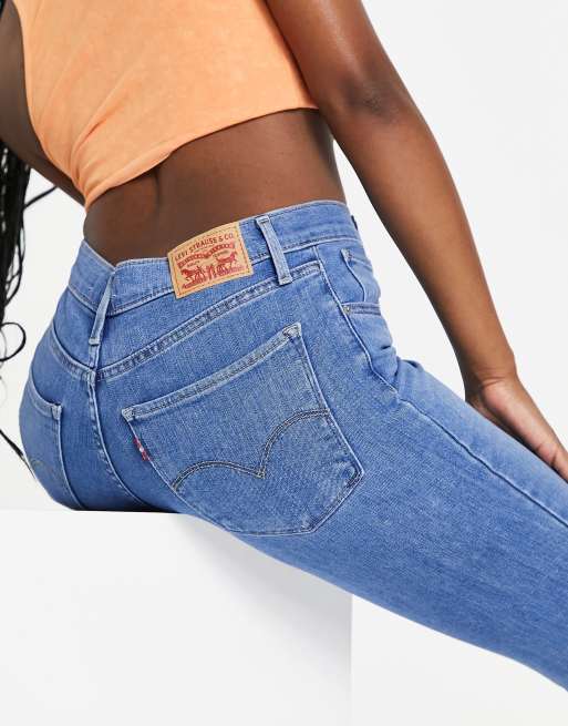 Levi's 724 high rise straight crop jeans in mid wash blue | ASOS