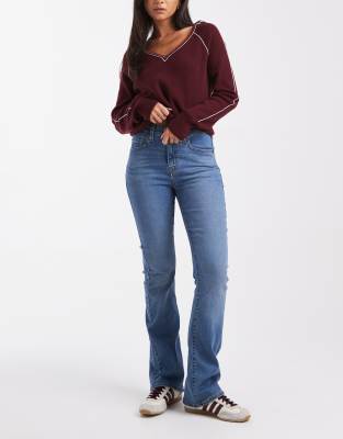 Levi's - 725 - Bootcut-Jeans in Dunkelblau mit hohem Bund
