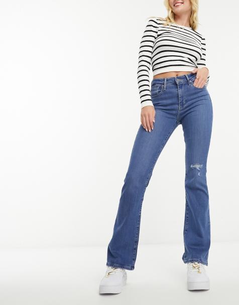 Levi's baggy knee rip bootcut flare jeans in light wash