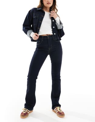 Levi's - 725 - Indigoblaue Bootcut-Jeans mit hohem Bund-Marineblau