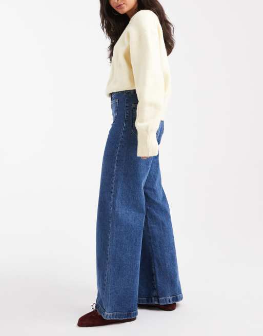 Levi's - 728 - Vaqueros azul medio elásticos de talle alto y pernera ancha, 2 de 5