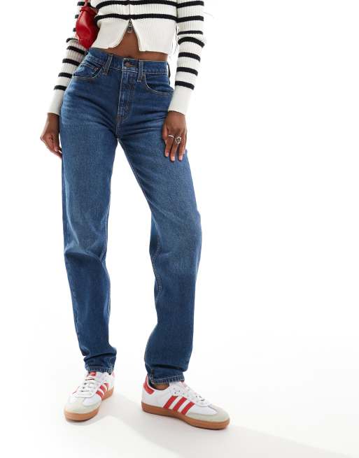 Levi's 80's mom jeans in mid blue, 4 of 5