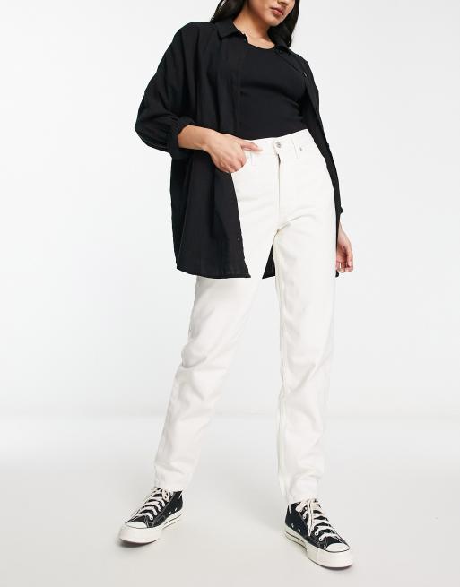 Levi's 80S mom jeans in white