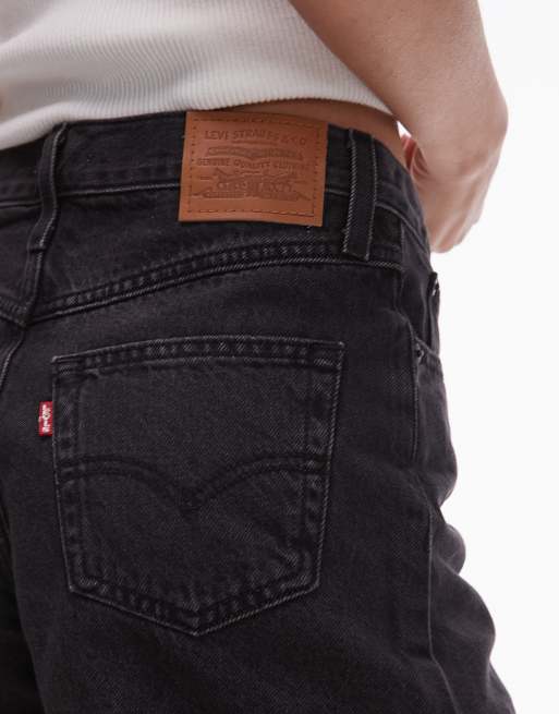 Levi's 80s mom shorts in black wash ASOS