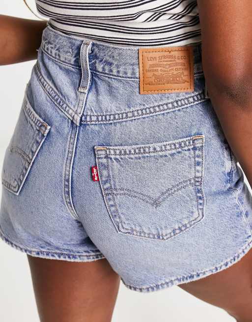 Levi's - 80S Mom Denim Shorts in Short Notice