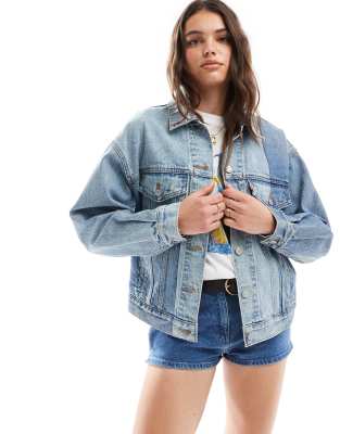 90s crafted paneled denim trucker jacket in light blue