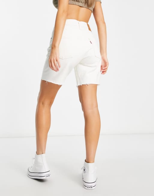 White vintage 2024 levi shorts