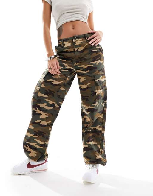 Womens levi cheap camo pants